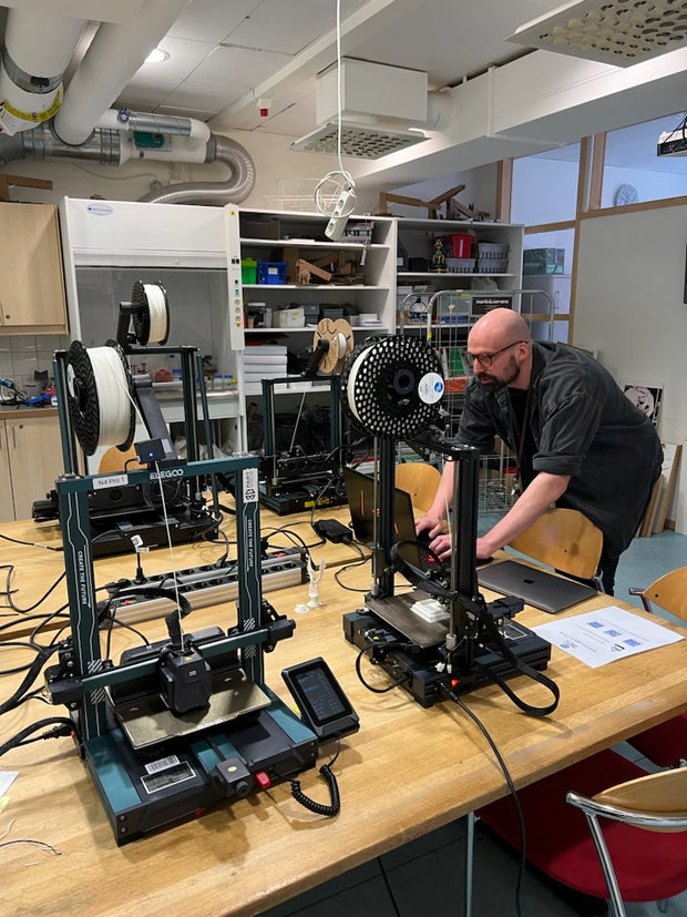 Schools & makerspaces